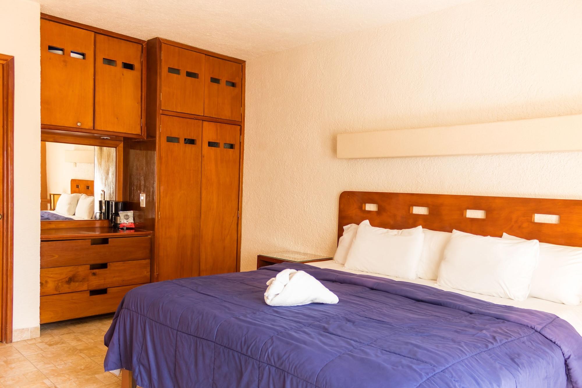Luciana Hotel & Beach Club Playa del Carmen Buitenkant foto