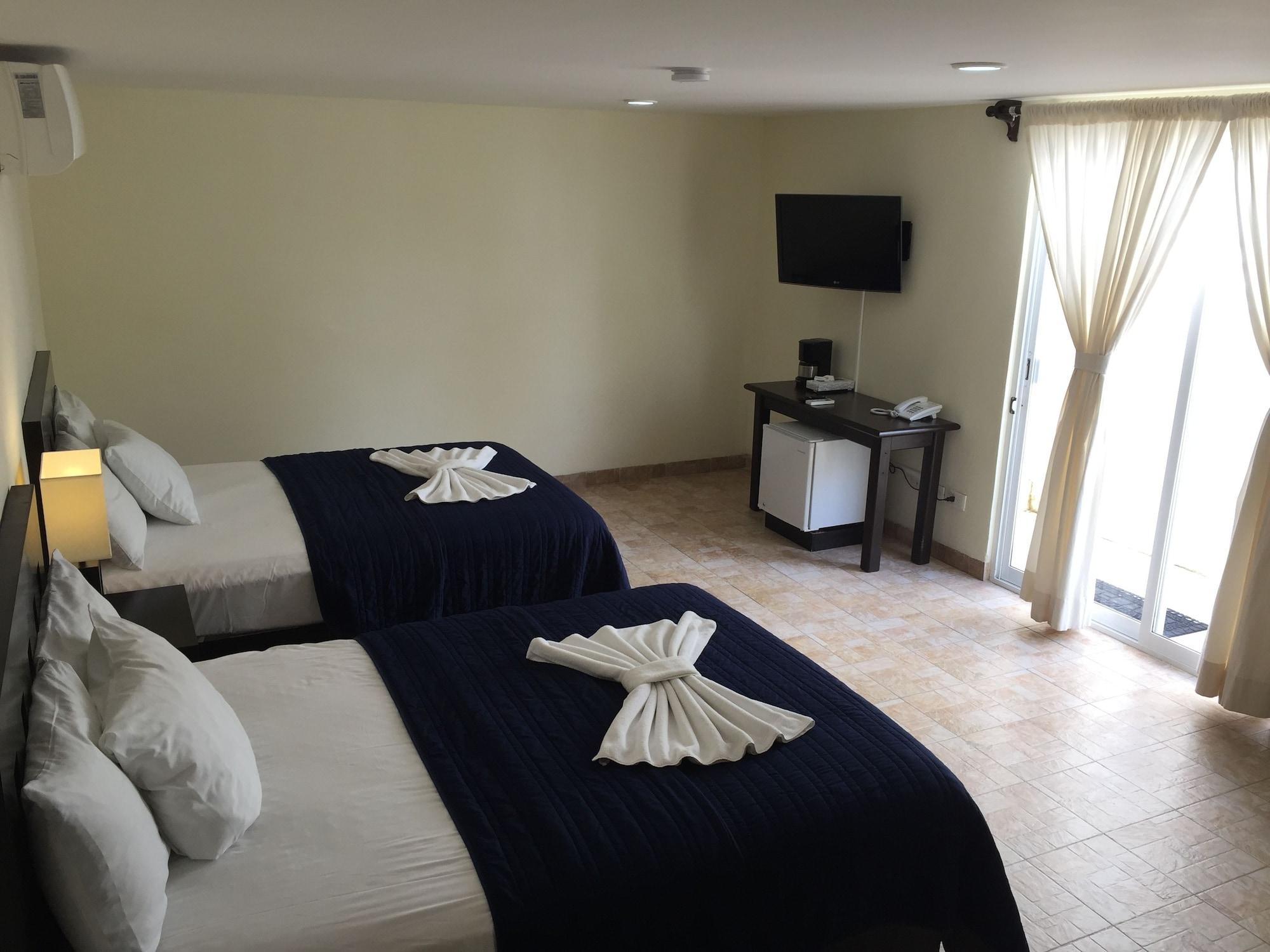Luciana Hotel & Beach Club Playa del Carmen Buitenkant foto