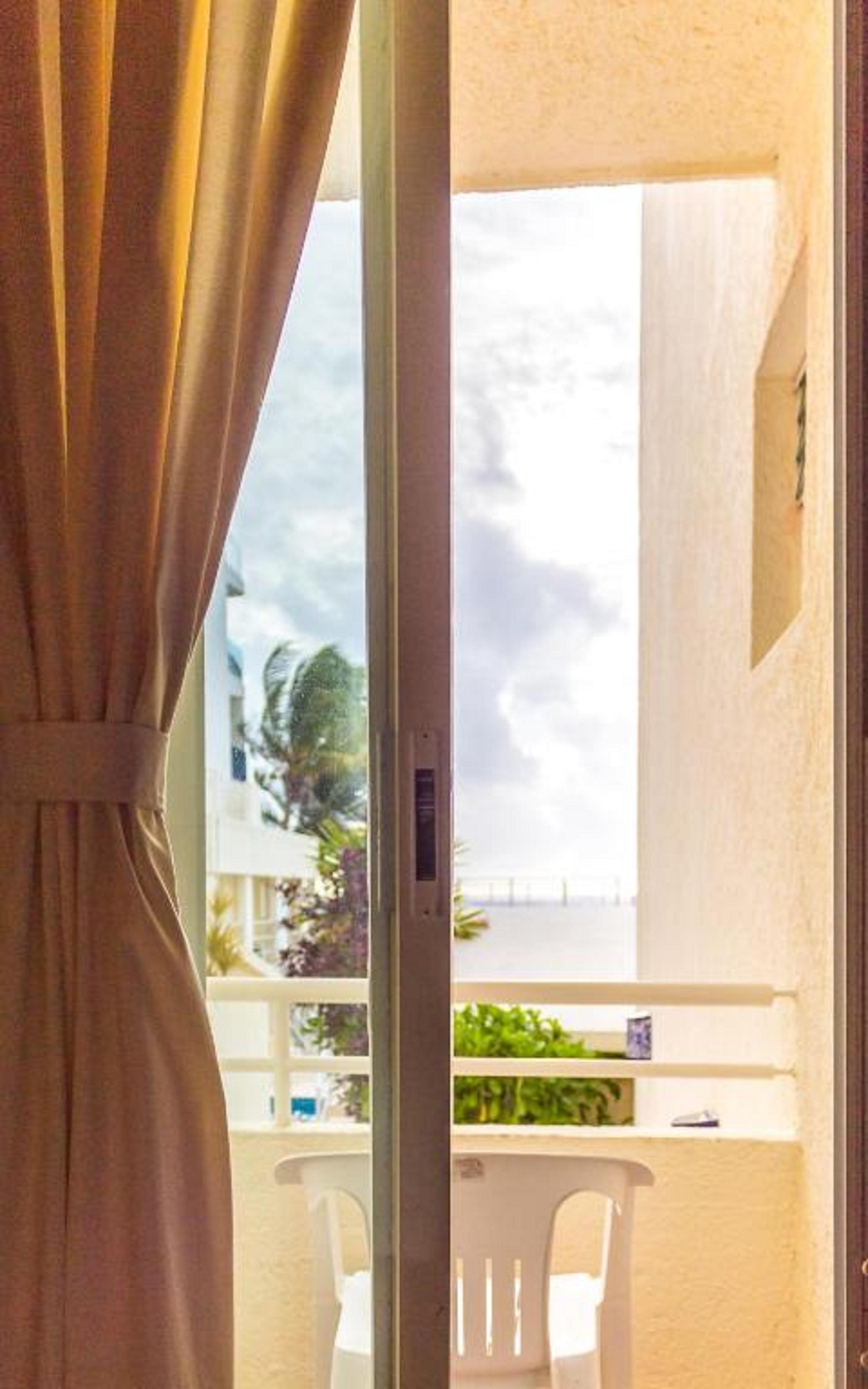 Luciana Hotel & Beach Club Playa del Carmen Buitenkant foto