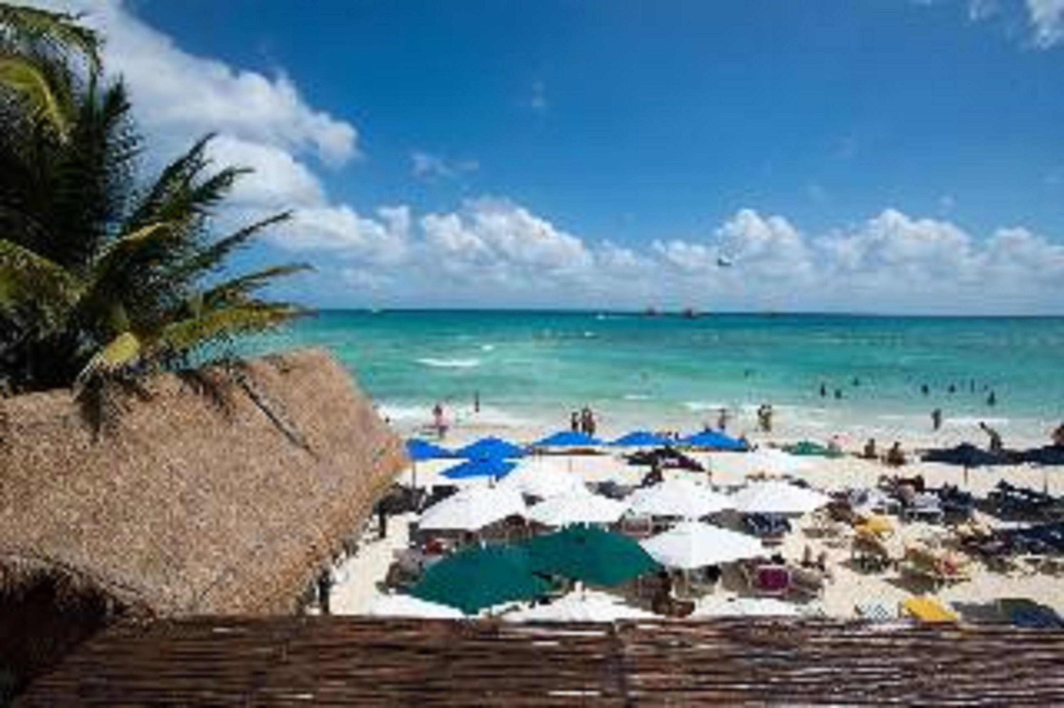 Luciana Hotel & Beach Club Playa del Carmen Buitenkant foto