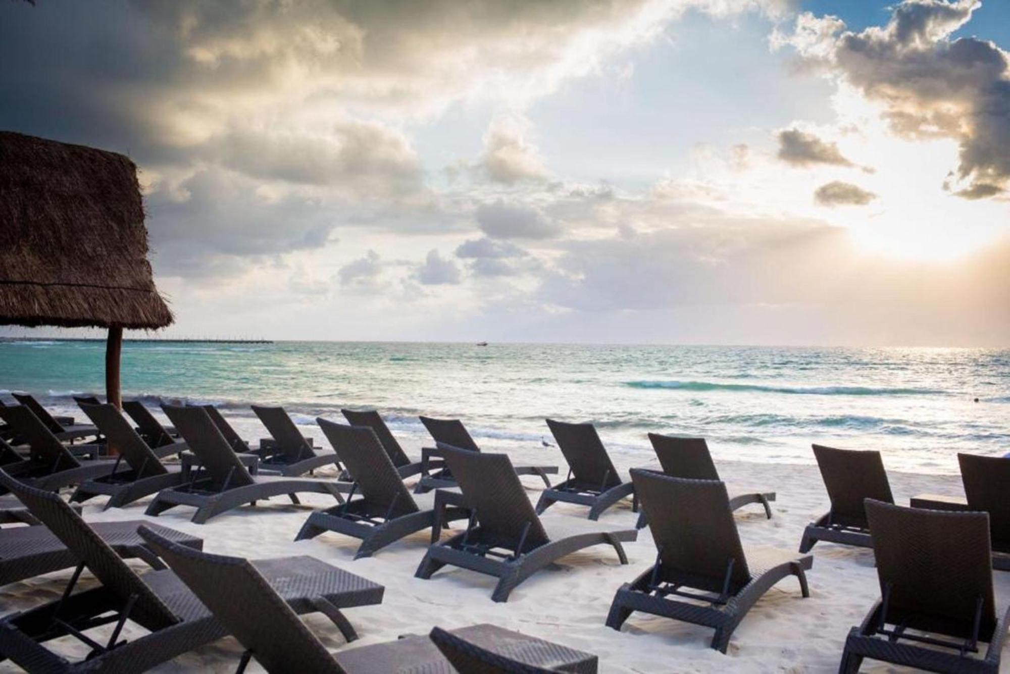 Luciana Hotel & Beach Club Playa del Carmen Buitenkant foto