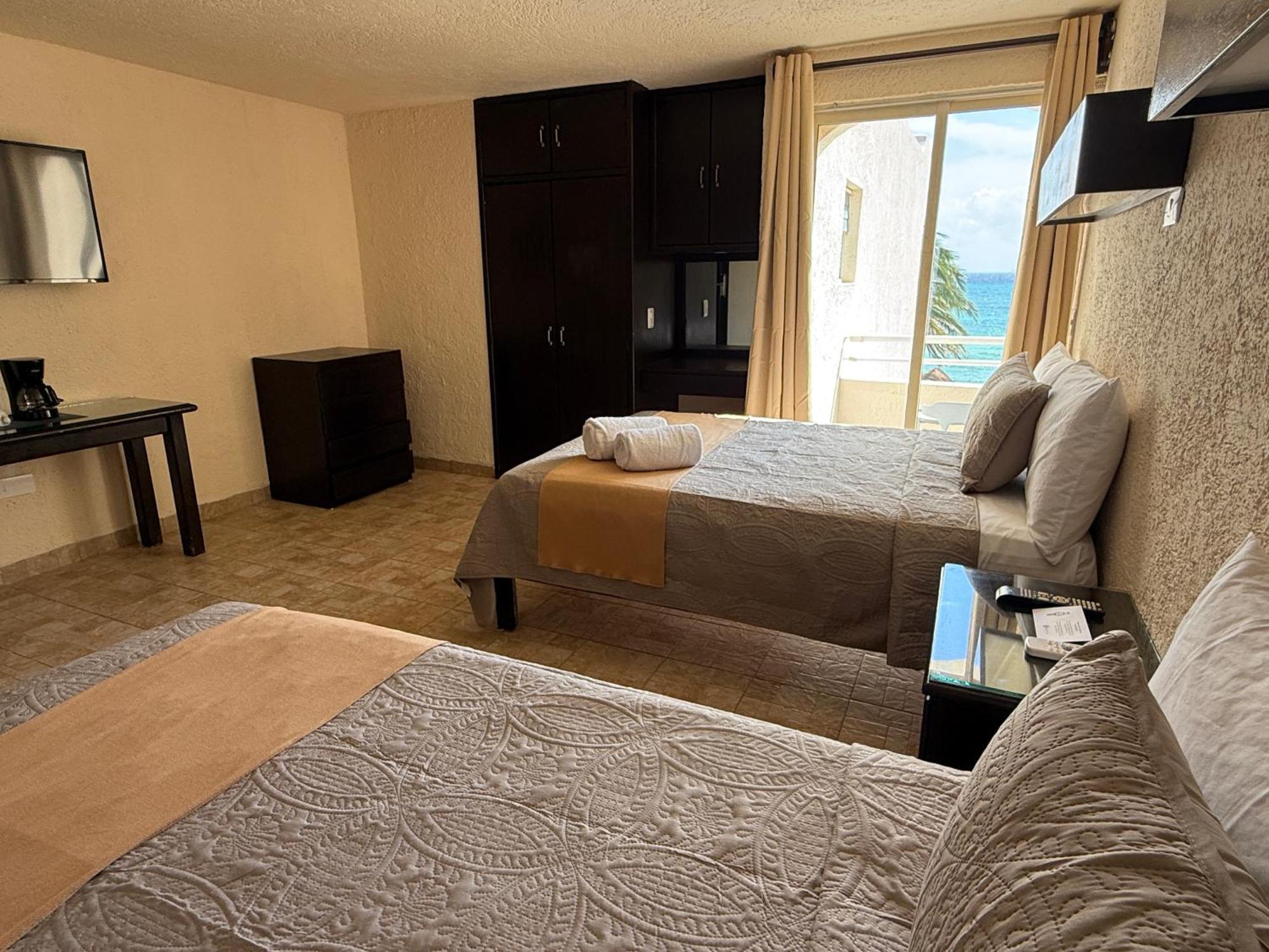 Luciana Hotel & Beach Club Playa del Carmen Kamer foto