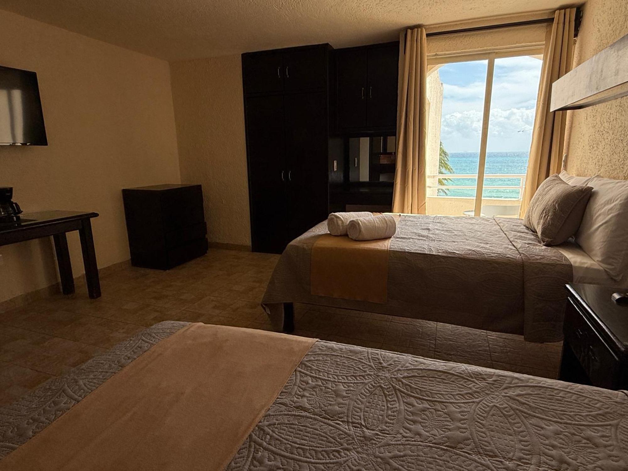 Luciana Hotel & Beach Club Playa del Carmen Kamer foto