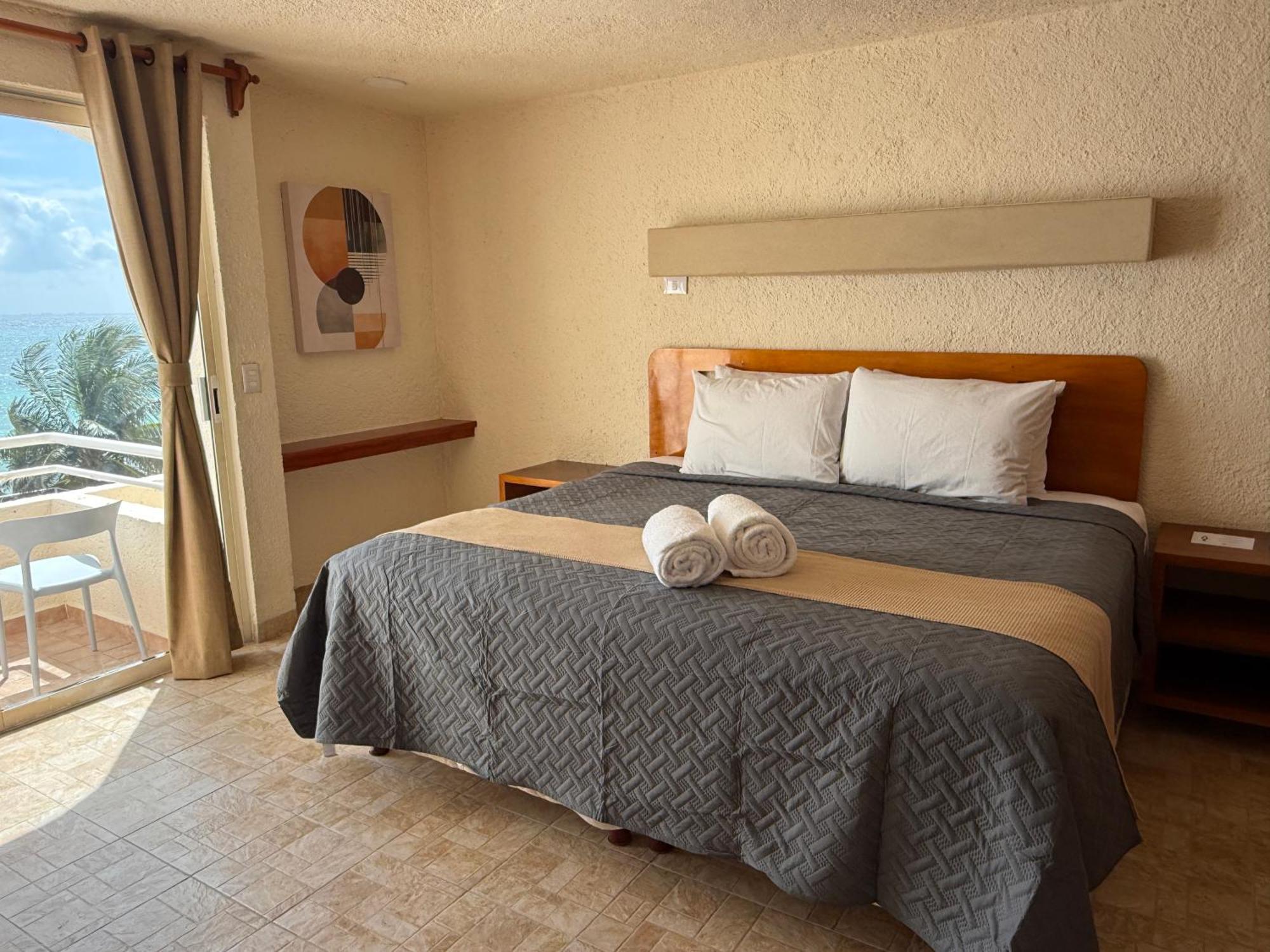 Luciana Hotel & Beach Club Playa del Carmen Kamer foto