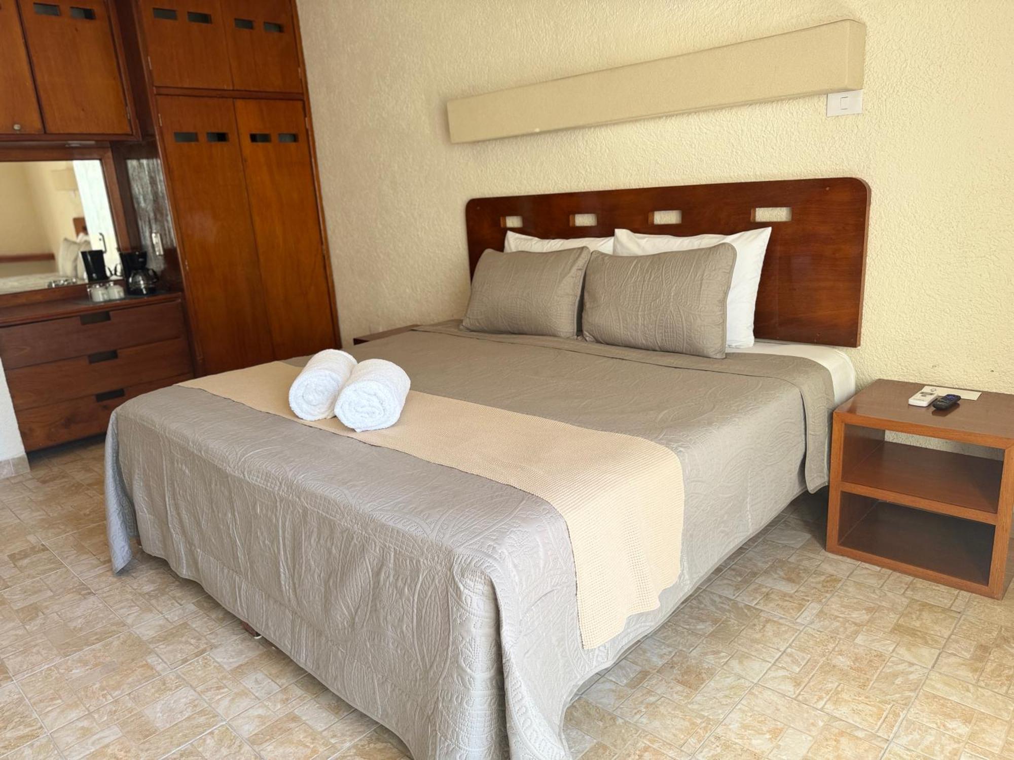 Luciana Hotel & Beach Club Playa del Carmen Kamer foto