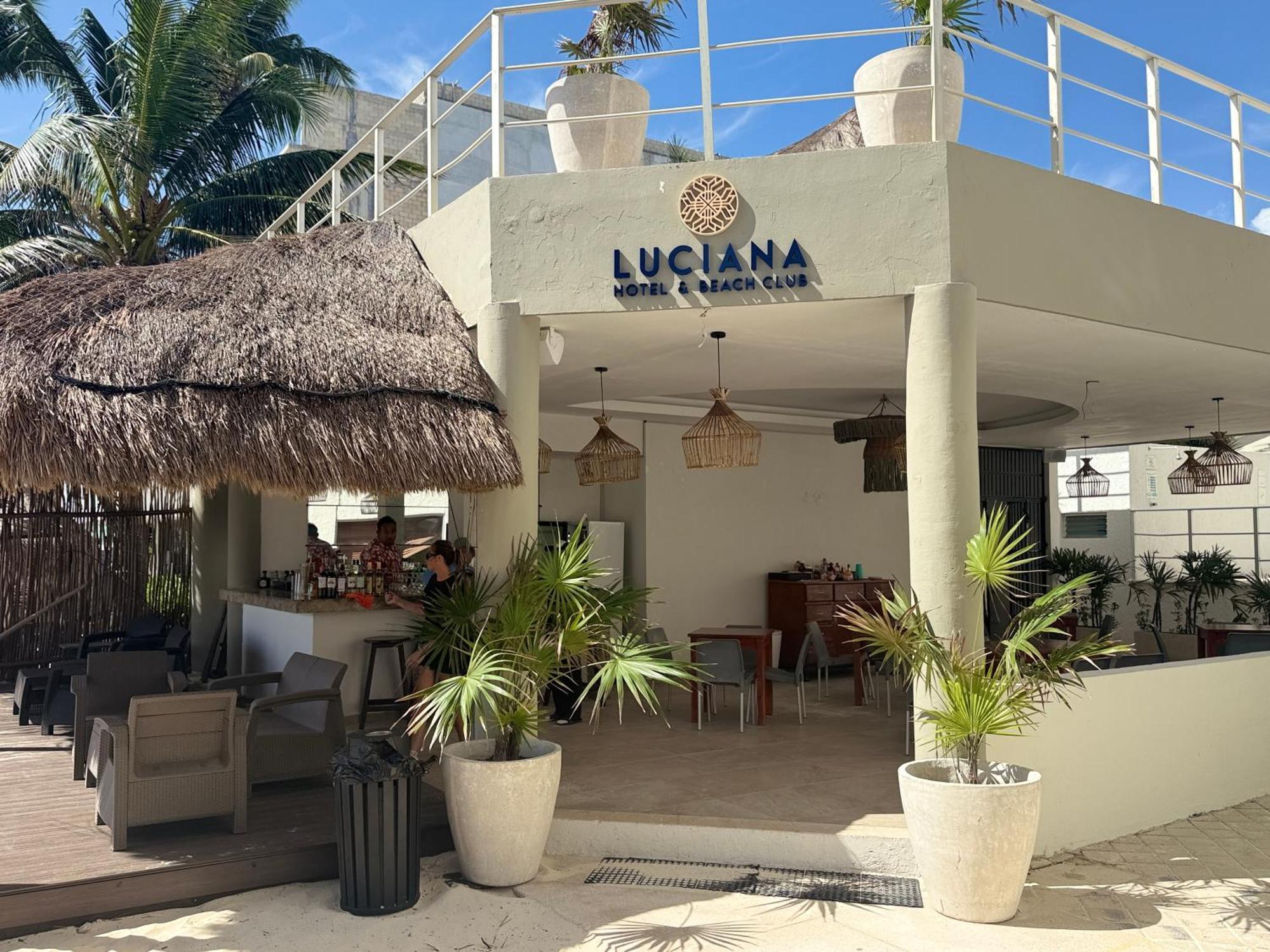 Luciana Hotel & Beach Club Playa del Carmen Buitenkant foto